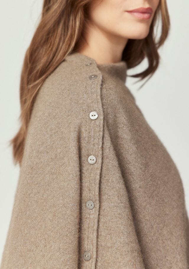 Kapua Cape Women Cape Untouched World