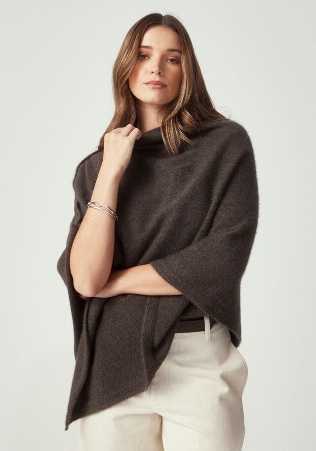 Kapua Cape Women Cape Untouched World