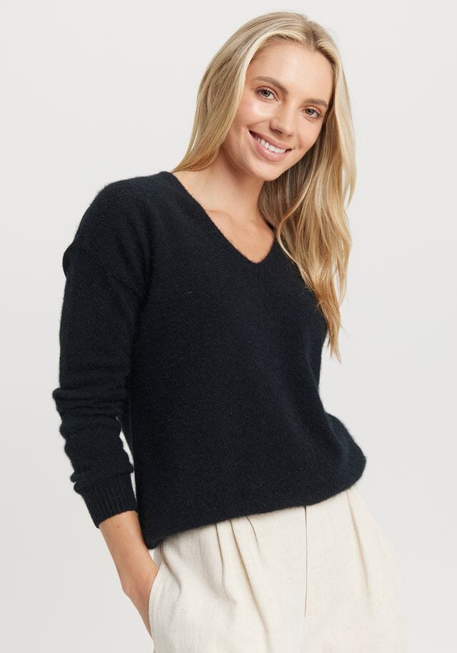 Relax V Sweater Women Sweater Untouched World