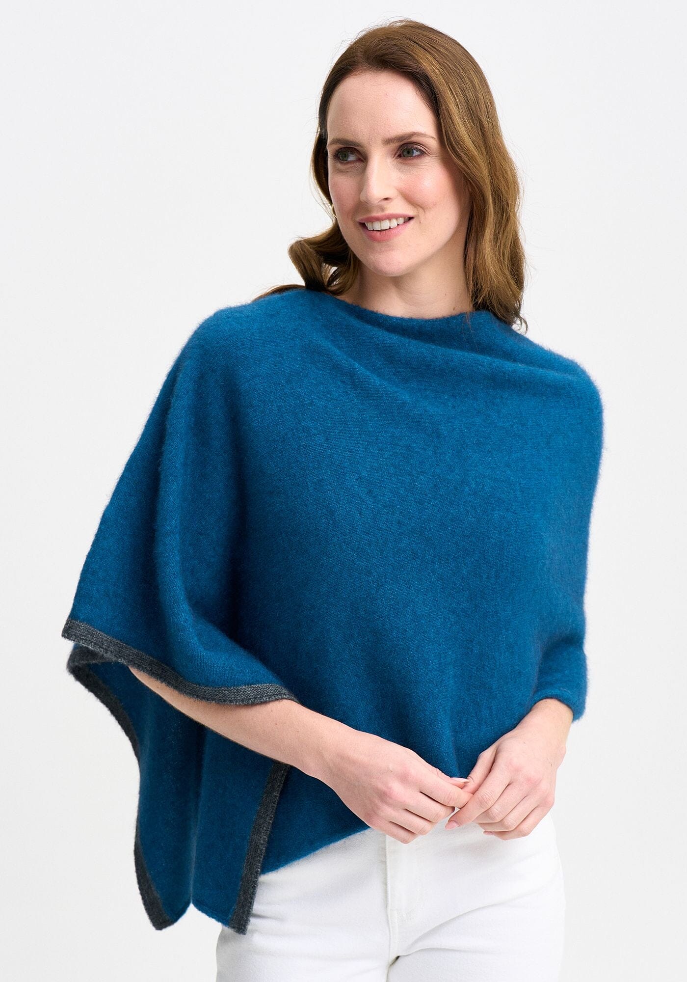 Two Tone Poncho Poncho Merinomink