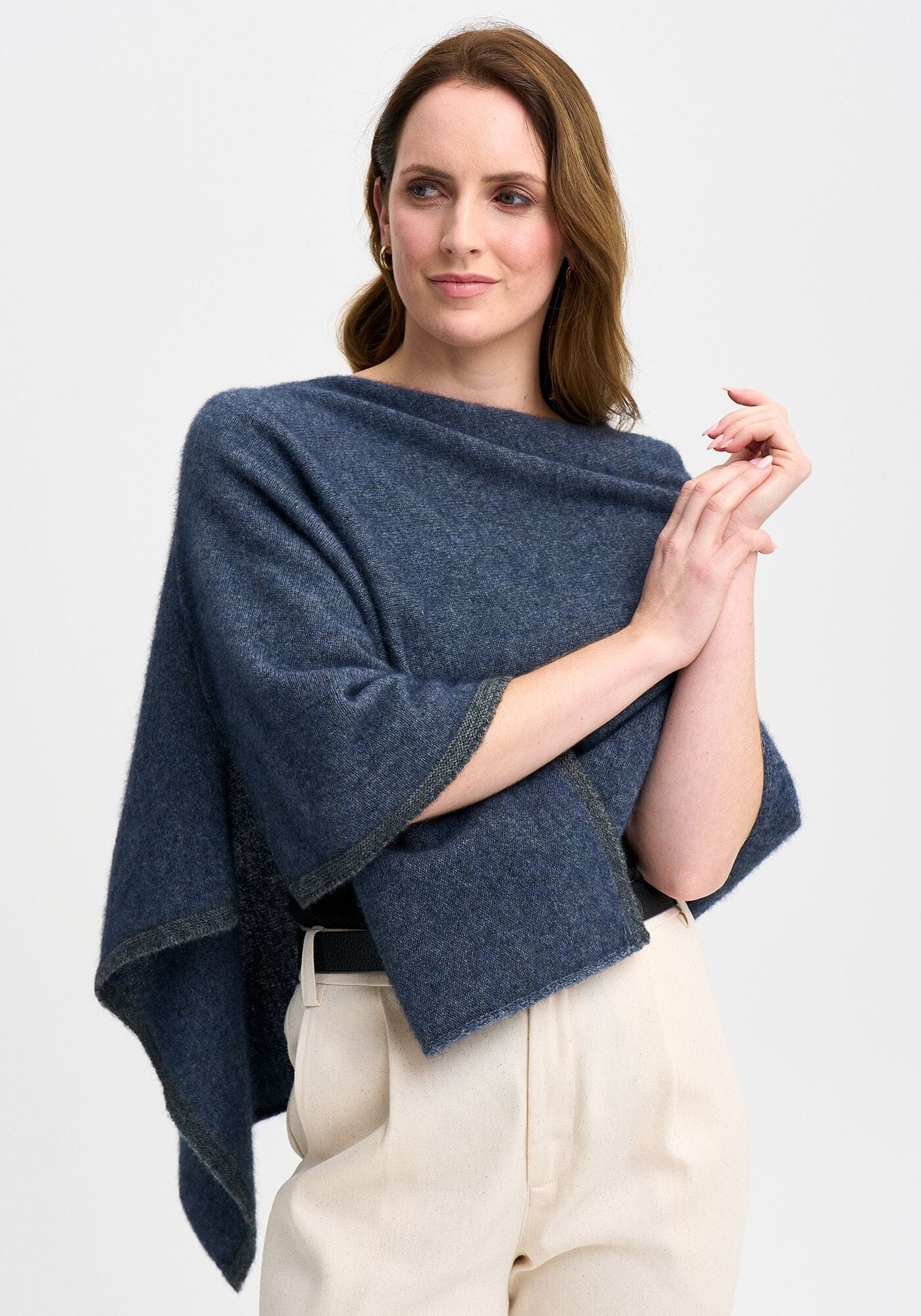 Two Tone Poncho Poncho Merinomink