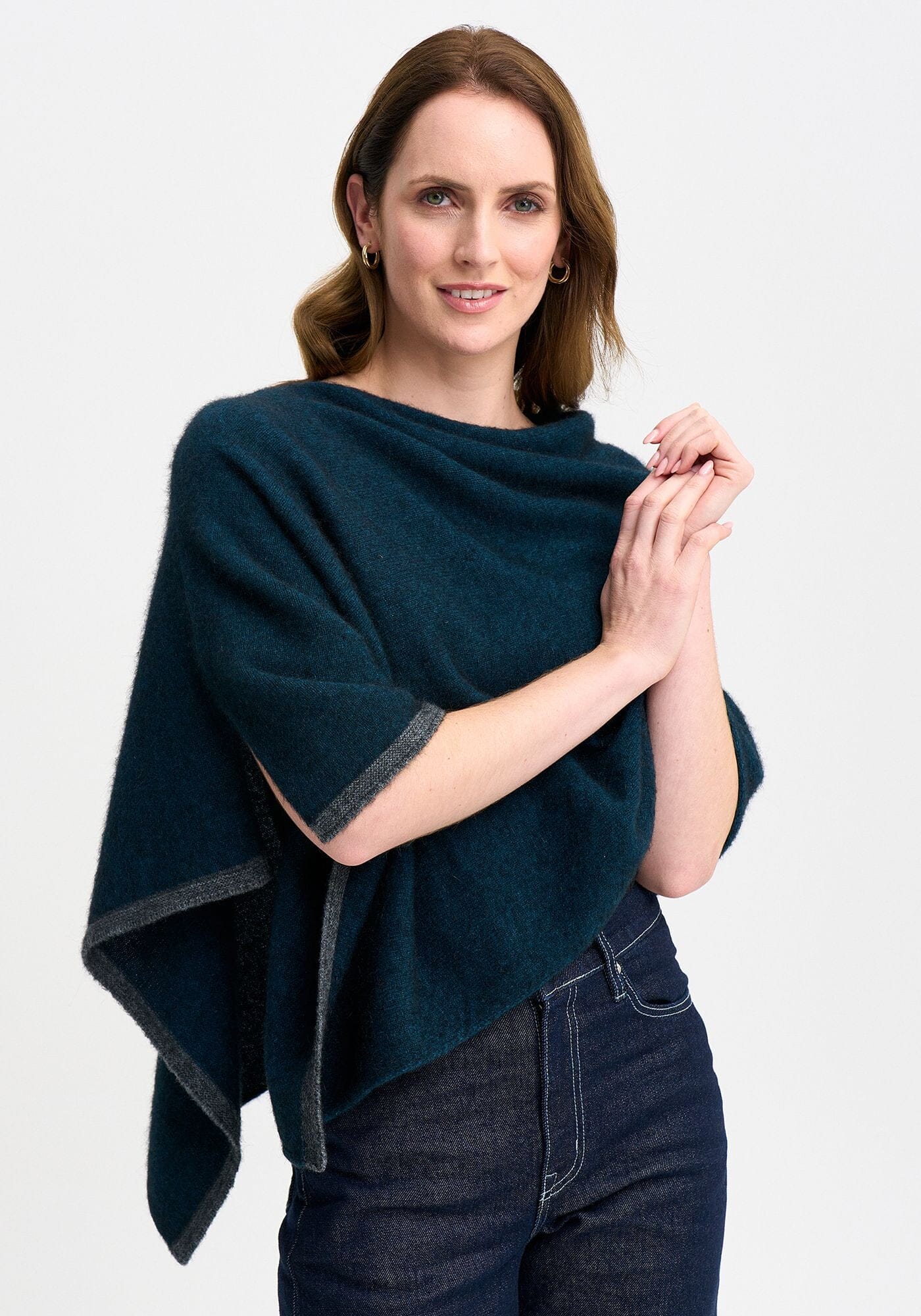 Two Tone Poncho Poncho Merinomink