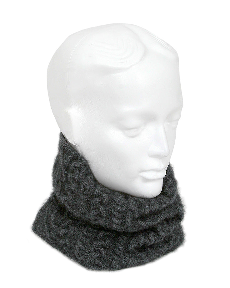 Cable Neck Gaiter Scarf Lothlorian