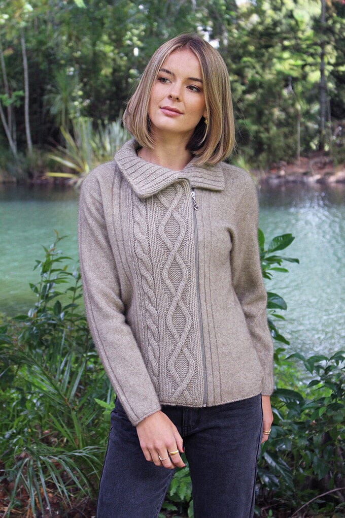 Offset Cable Jacket Women Jacket Lothlorian