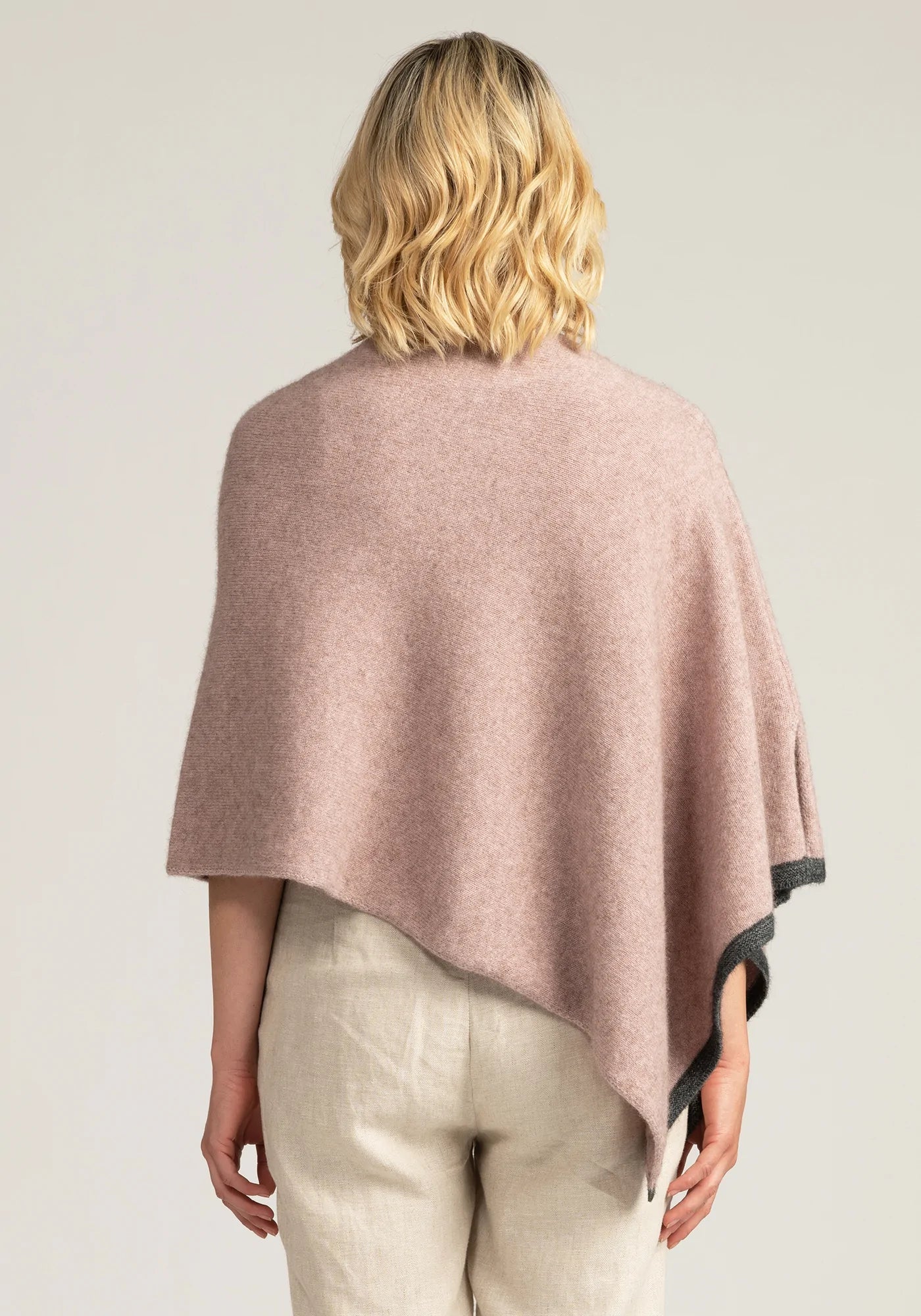 Two Tone Poncho Poncho Merinomink