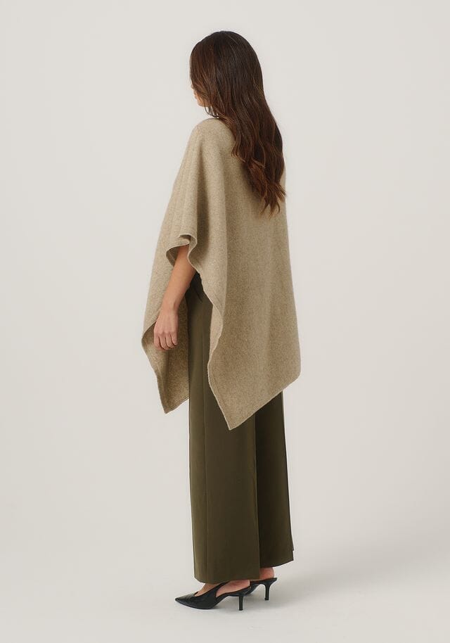 Celine Cape Merinomink Women Cape Merinomink 