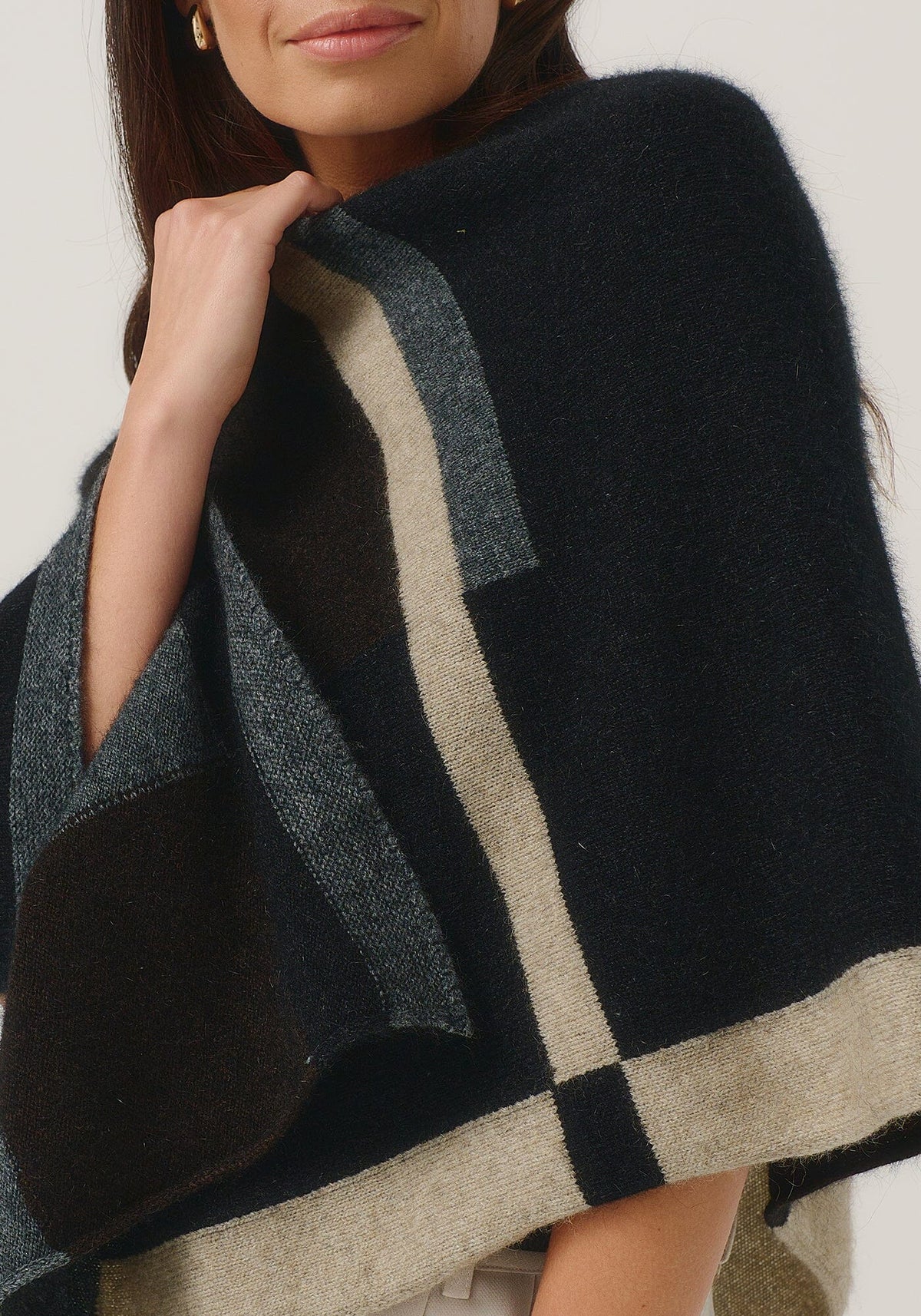 Empress Poncho Merinomink Women Poncho Merinomink 