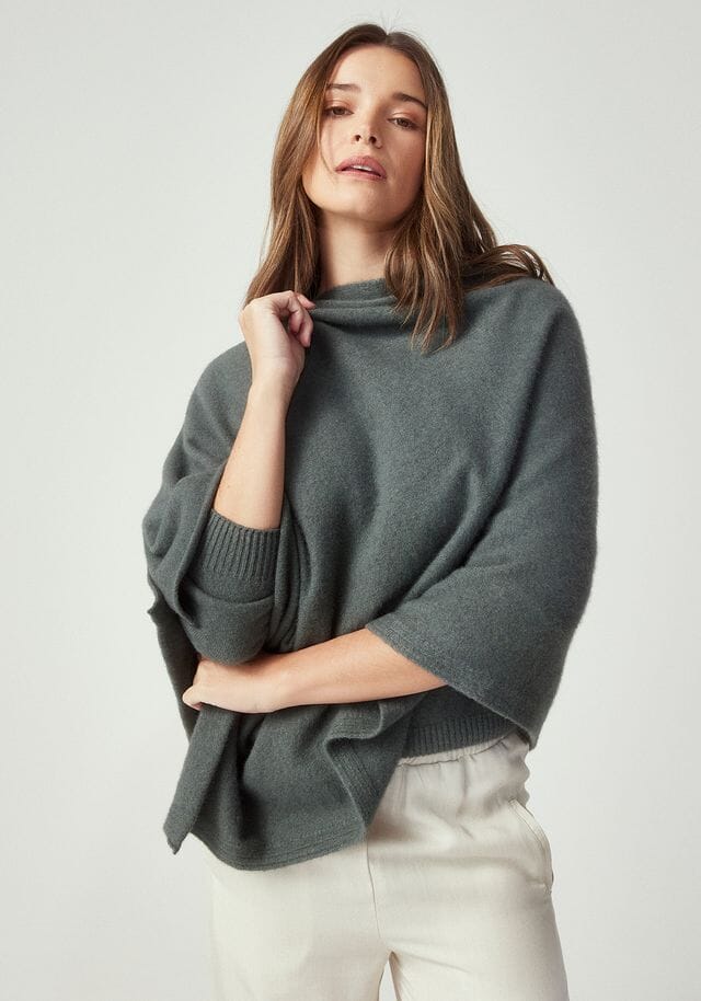 Kapua Cape Women Cape Untouched World 
