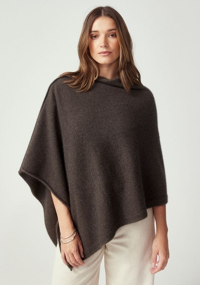Kapua Cape Women Cape Untouched World 